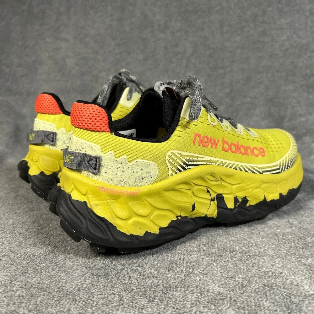 New Balance Fresh Foam X More Trail v3 Yellow Black WTMORCD3 Women 7.5 B Men 6D - Picture 7 of 14